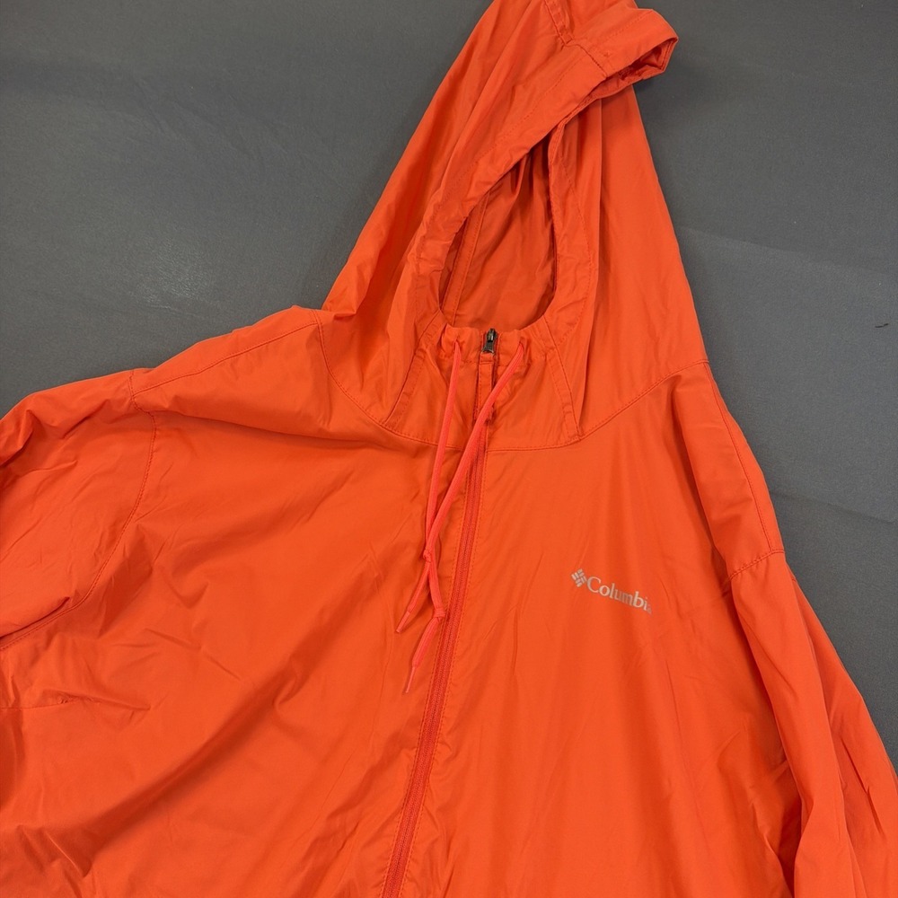 vibrant orange Columbia windbreaker features a full-zip closure Xxl‎